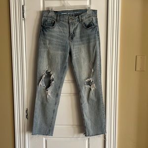 Old navy boyfriend straight leg jeans. size 8 regular